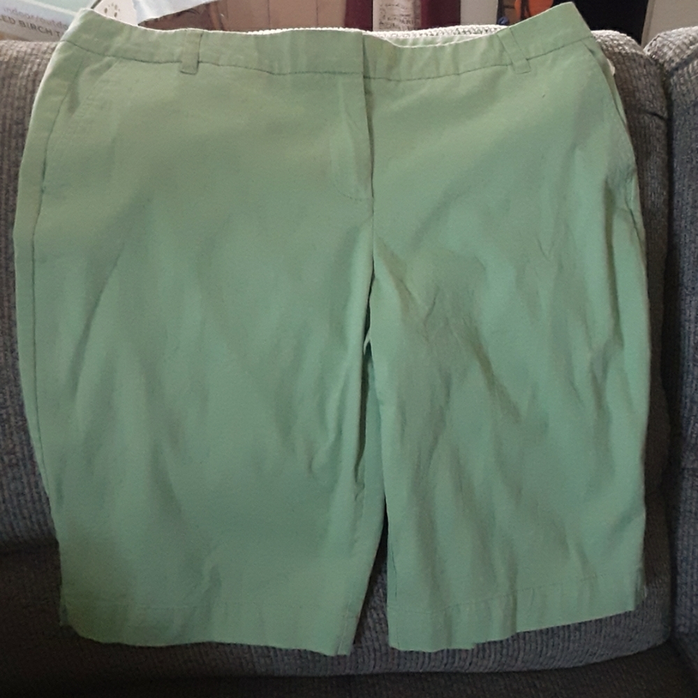 Green apple shorts